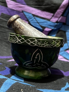 Mortar and Pestle Green Triquetra